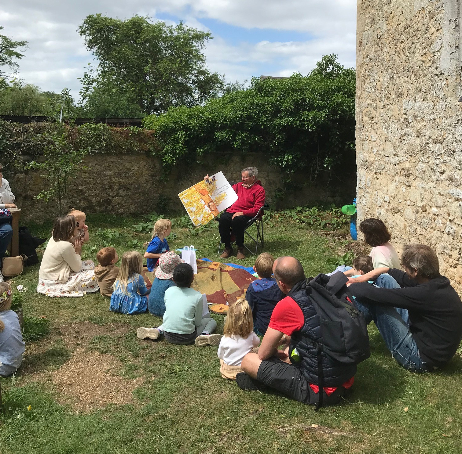 Alice in Wonderland - The Great Outdoors free family event picture